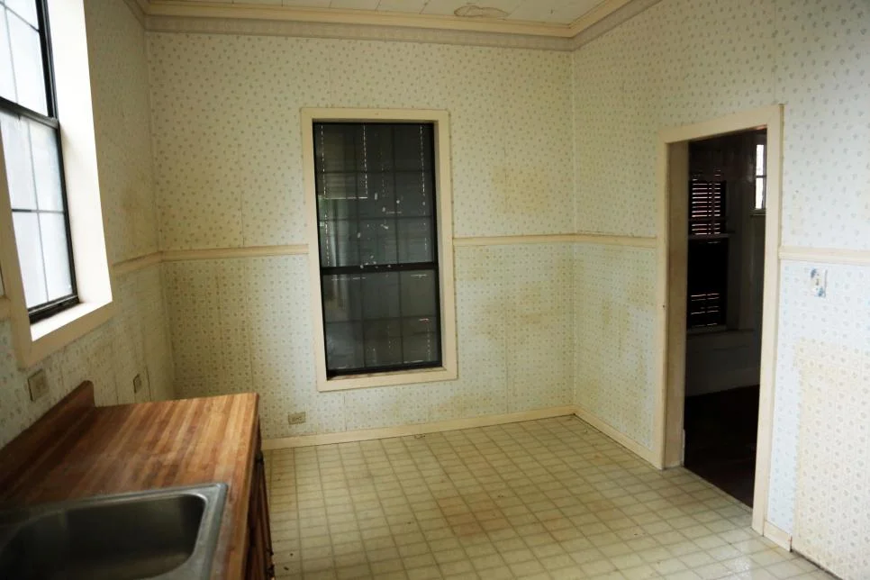 Kitchen Before - Holifield.jpg