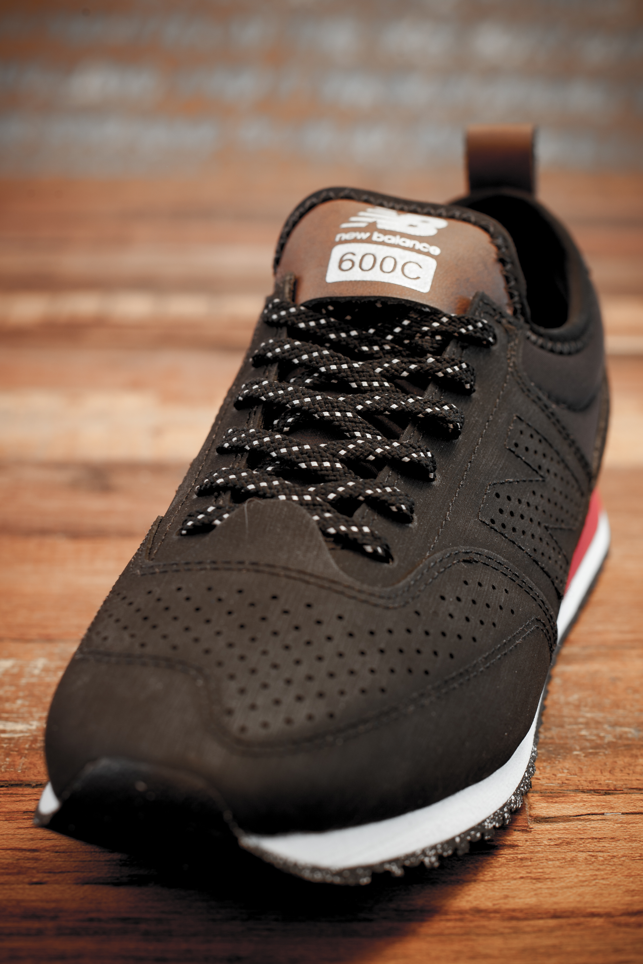 new balance 600c black