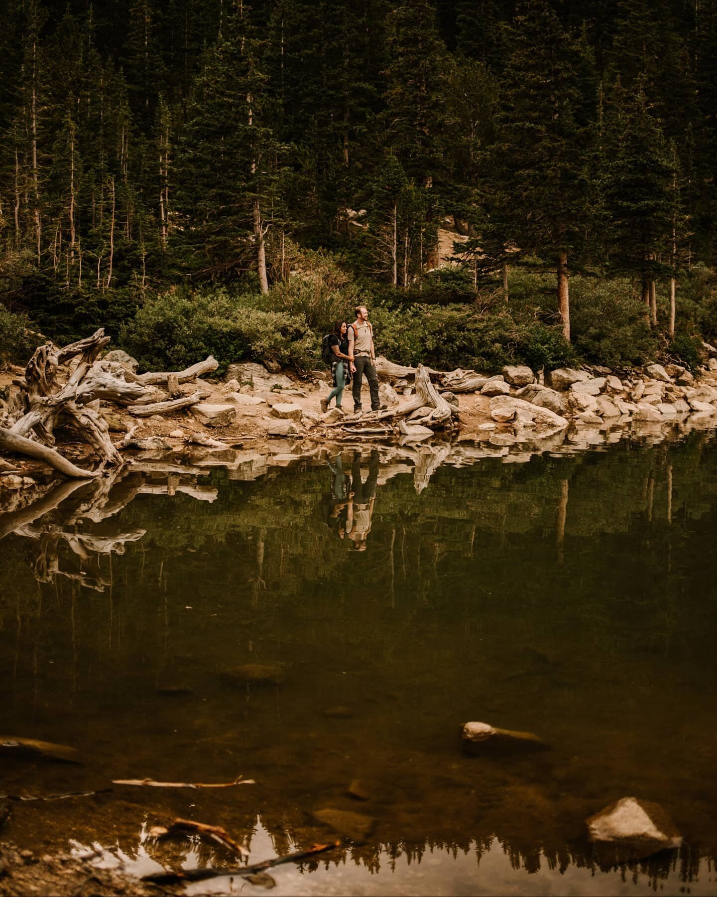Oh darling, let's be adventurers.
.
I loved doing a photo meetup/hike with Whit and her dude! 
P.S. Peep my stories cause the Instagram crop struggle is real.
.
.