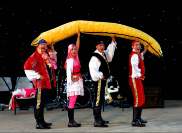 Jacinda as the pink pirate in The Party Pirates kids' band.