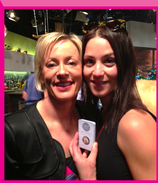 Jacinda repping Spundies with Australian journalist Amanda Keller