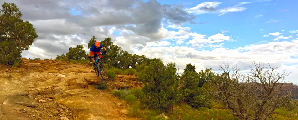 I built up Sparky's new Switchblade on Monday night and we got up early to shred the Loops a few mornings this week - the best way to start your day!