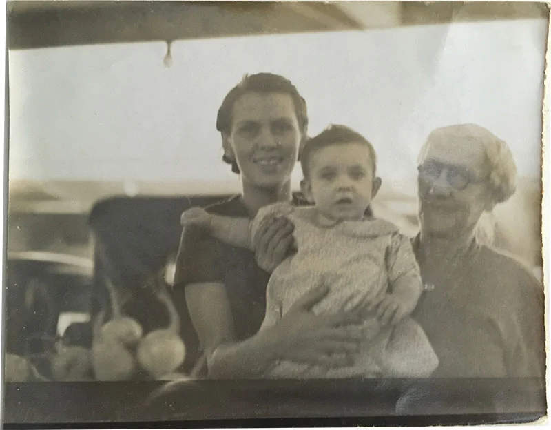 Gertrude Huebotter, Virginia Roberts & Bertha Britz Huebotter about 1936