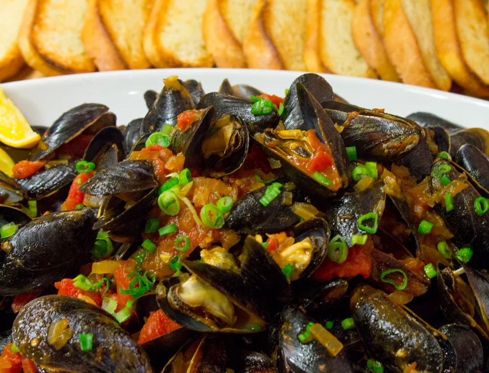 mussels-with-tomato-broth-1-10.jpg