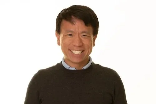 Robin Zhao headshot