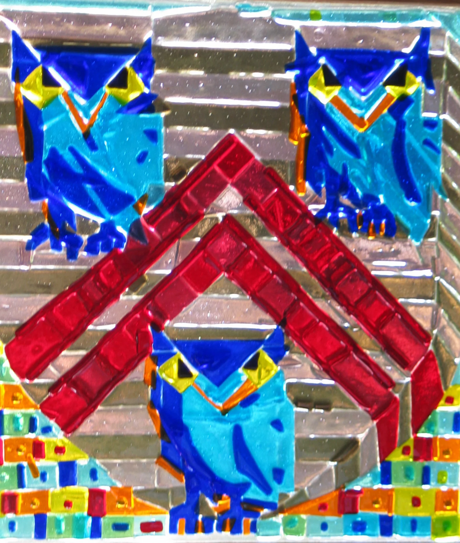 Glass shield done for my daughter who was attending Rice University at the time. The symbol of the university is three owls, in roughly the pattern depicted here.