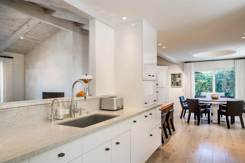 10Kitchen to Dining.jpeg