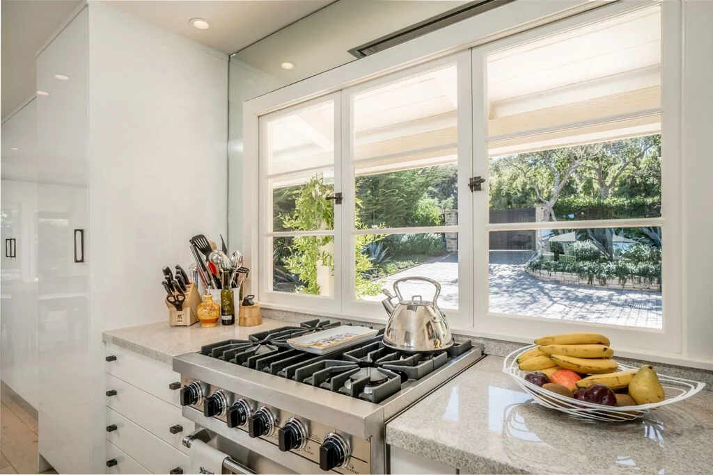 11Kitchen Window.jpeg