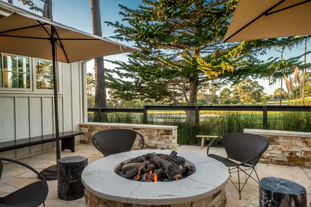 26Fire Pit to Golf Course View.jpeg