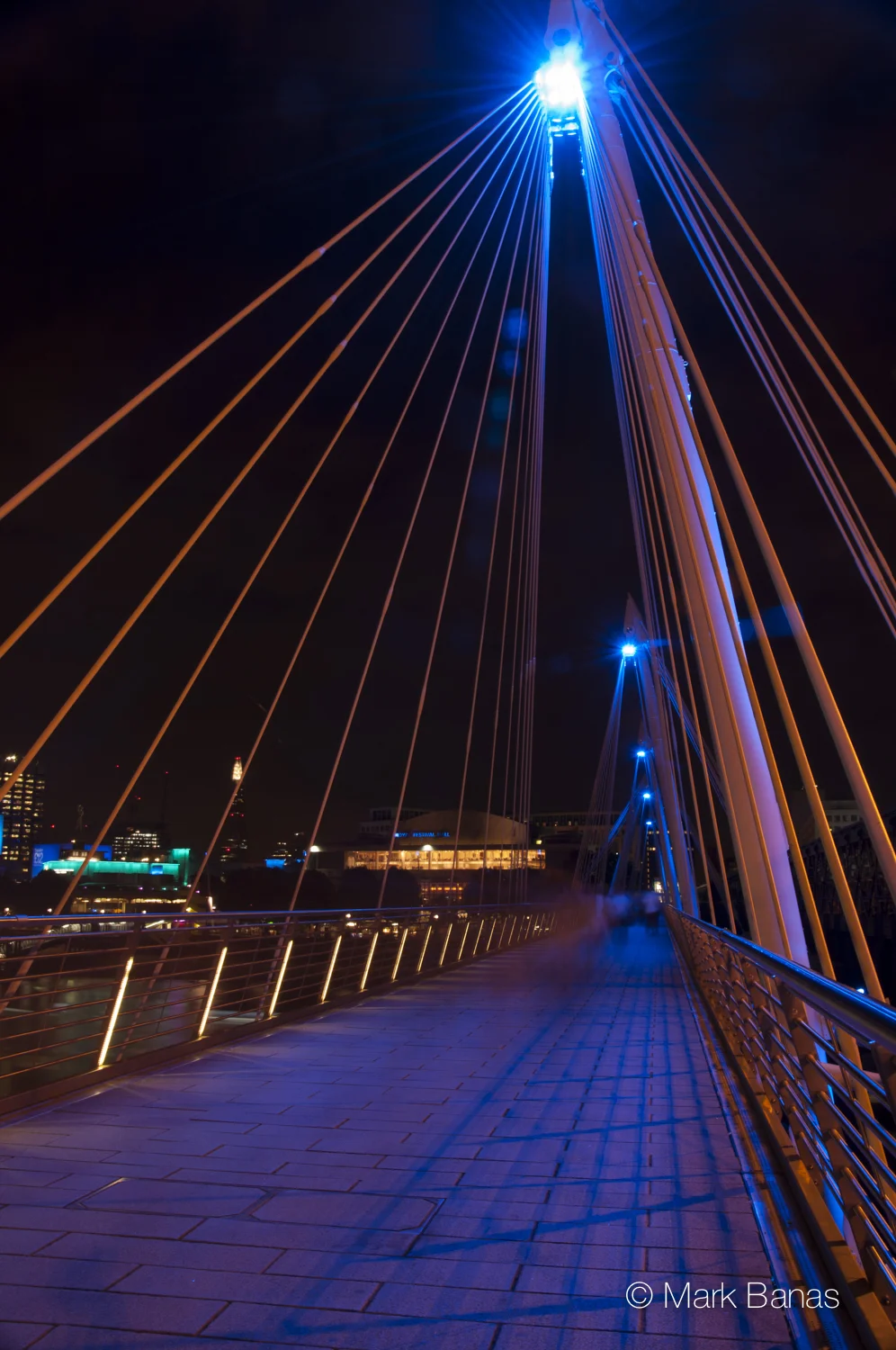 Hungerford Bridge