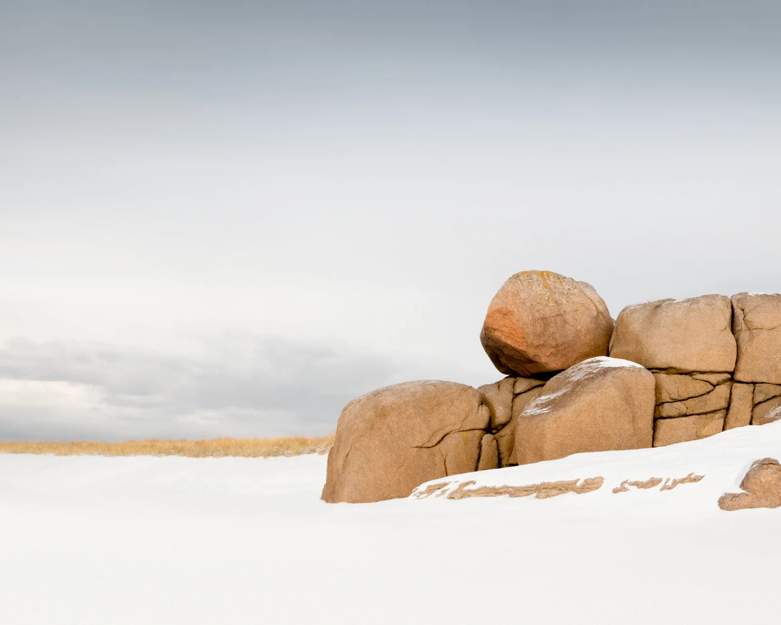 BEACH ROCKS SNOW