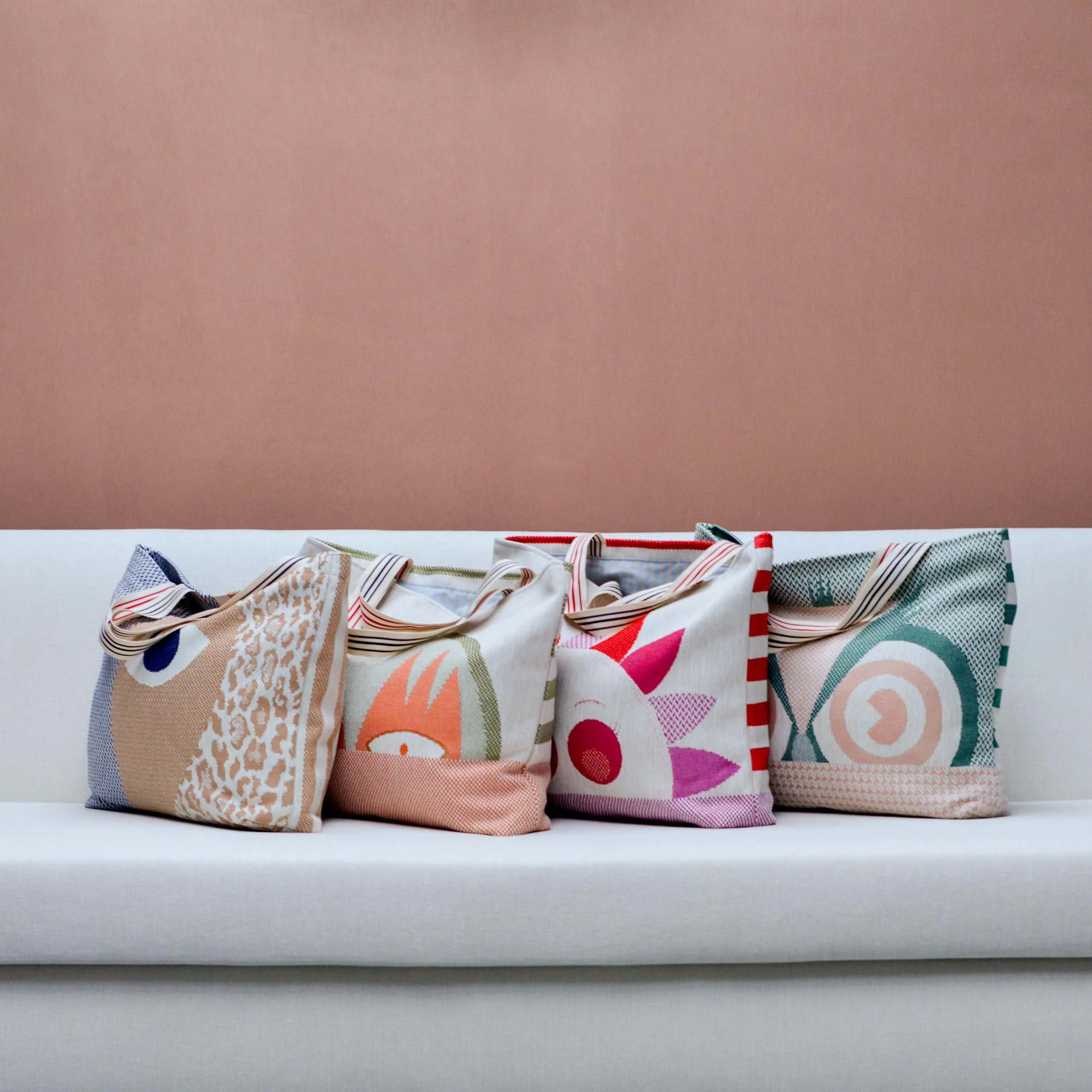 13Faces Tote Vr. kl.jpg
