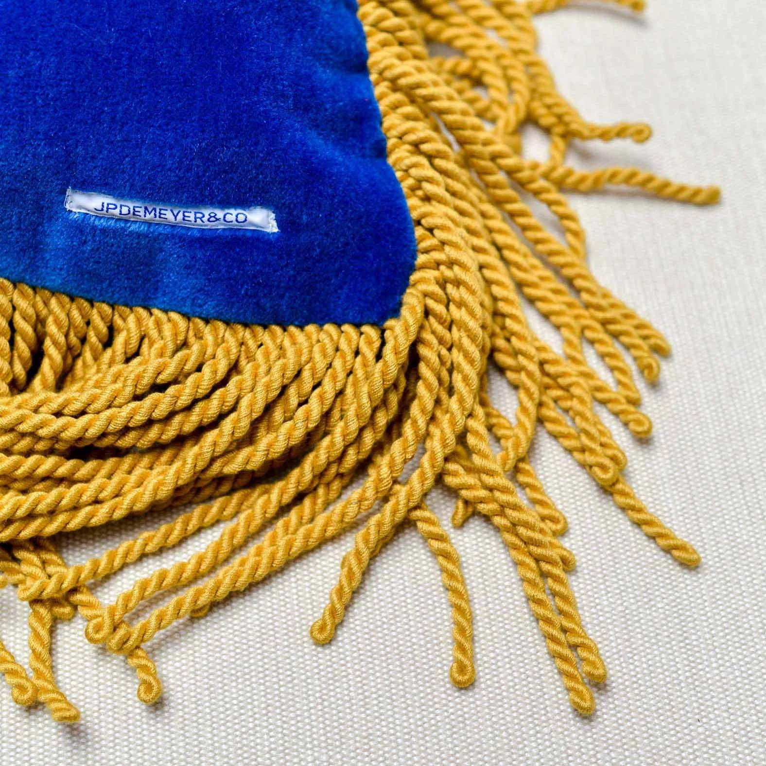 27vr Petit Point.jpg