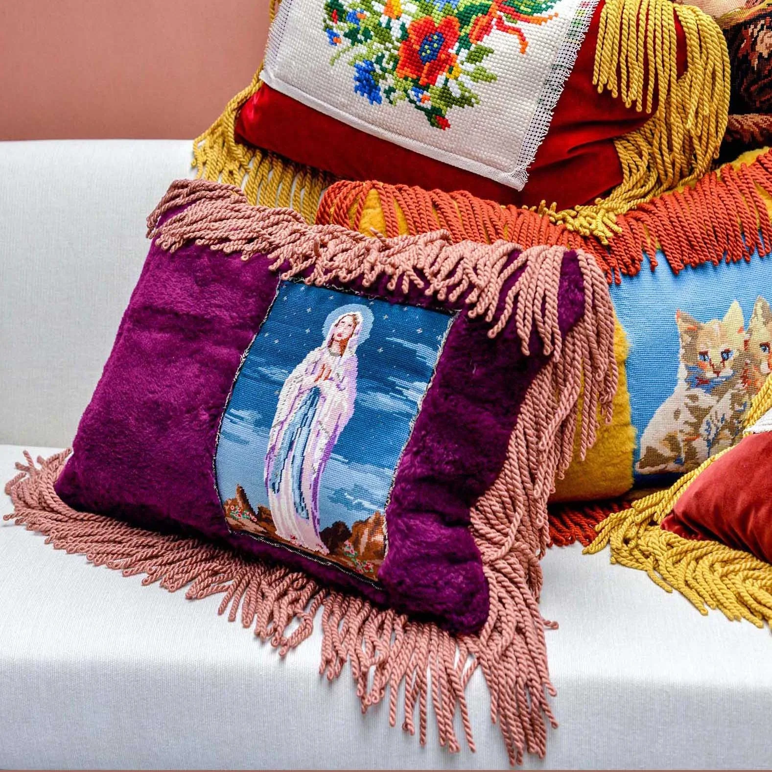 51vr Petit Point.jpg