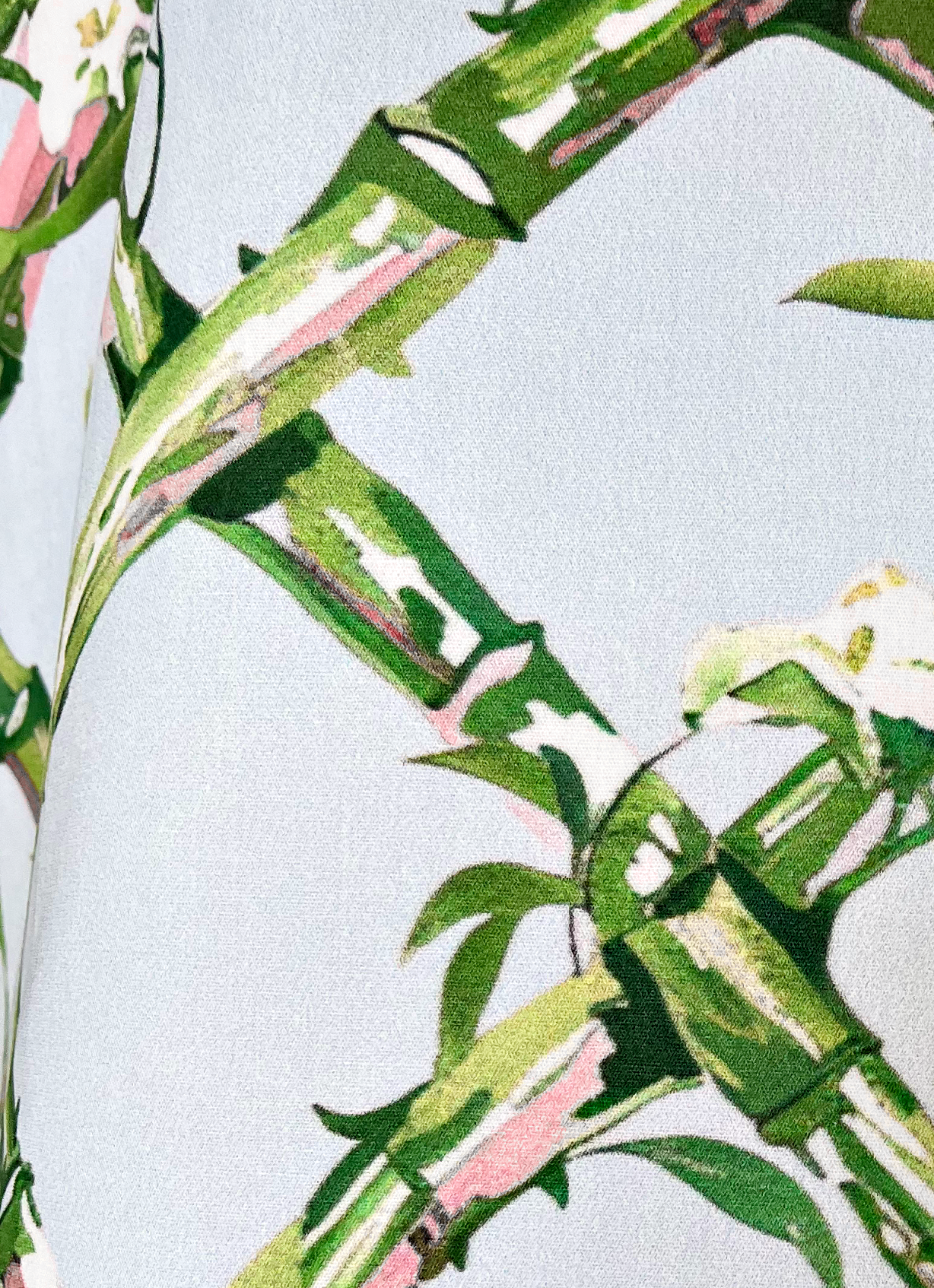 breakers pale blue print detail.png