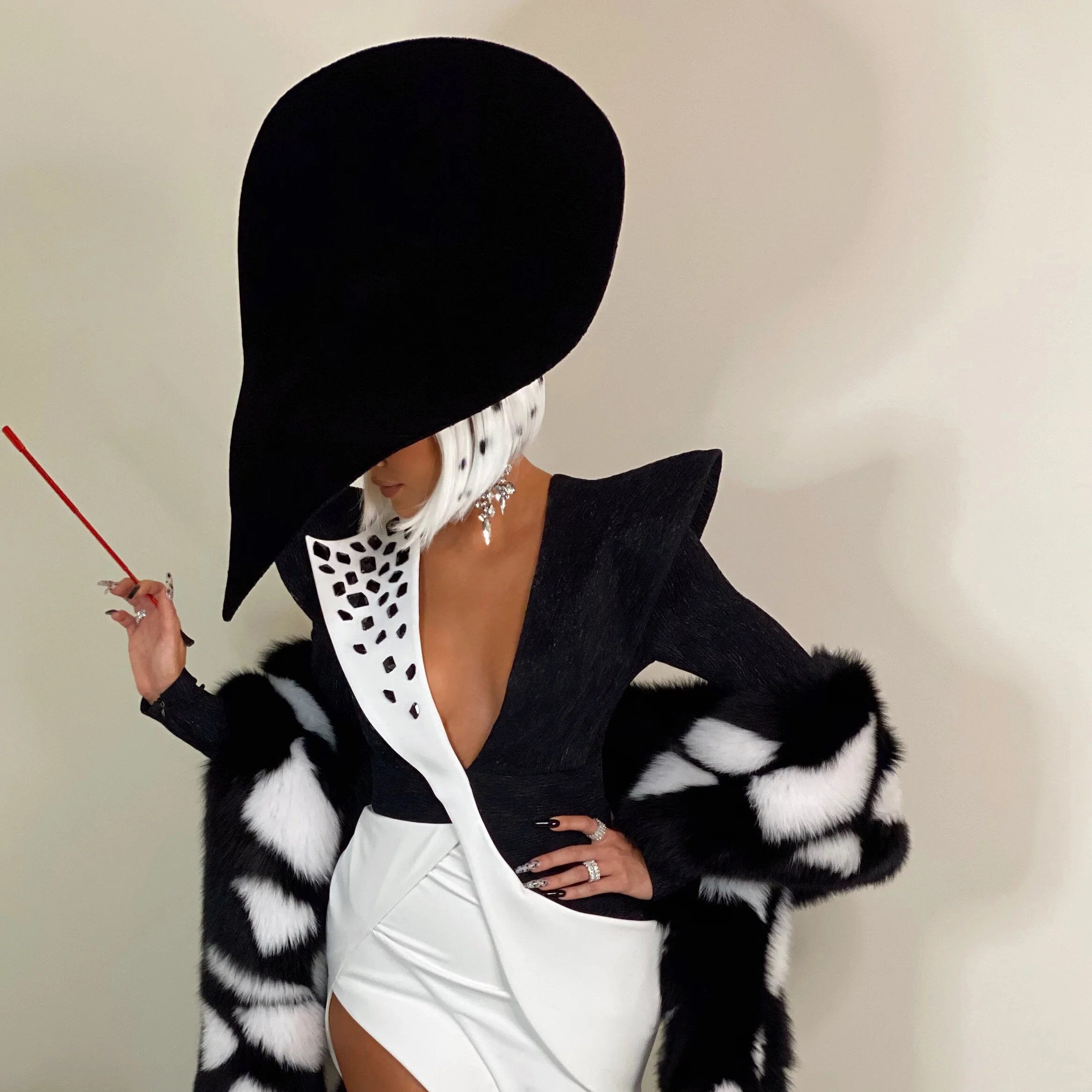 Cruella de Khloe — Sarah Sokol Millinery
