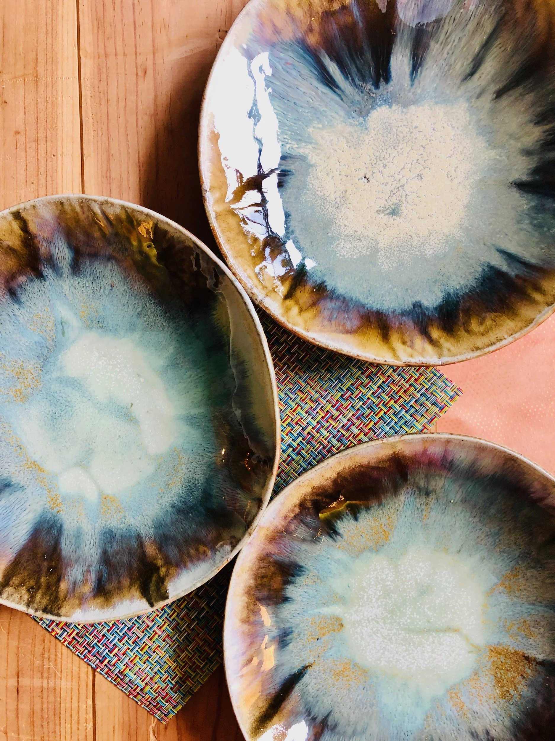 02-drippy-gray-blue-bowls-ceramic-angela-martin-kobrick.jpg