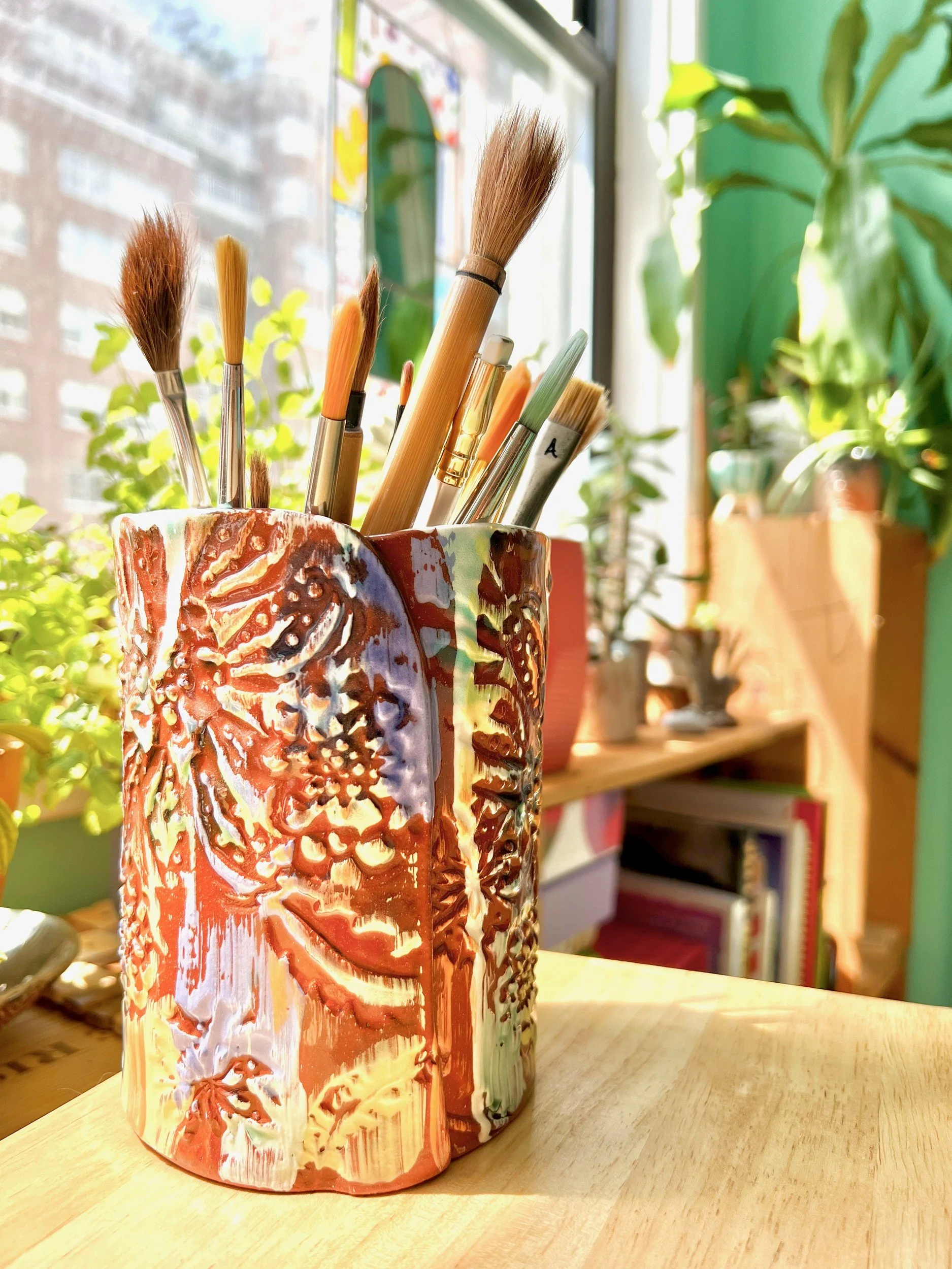 33-brush-cup-ceramic-angela-martin-kobrick.jpg