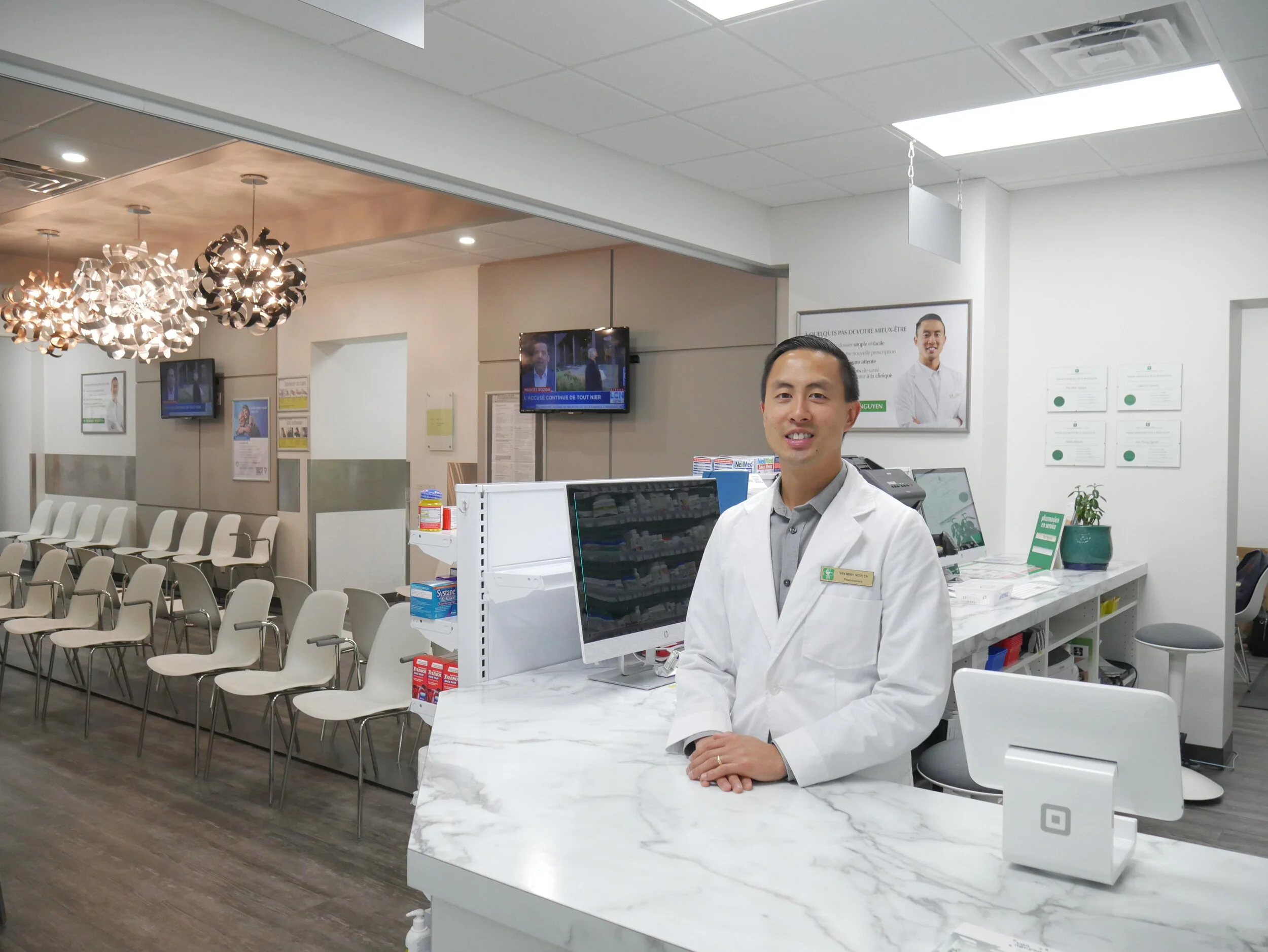 Pharmacie Van Nguyen.JPG
