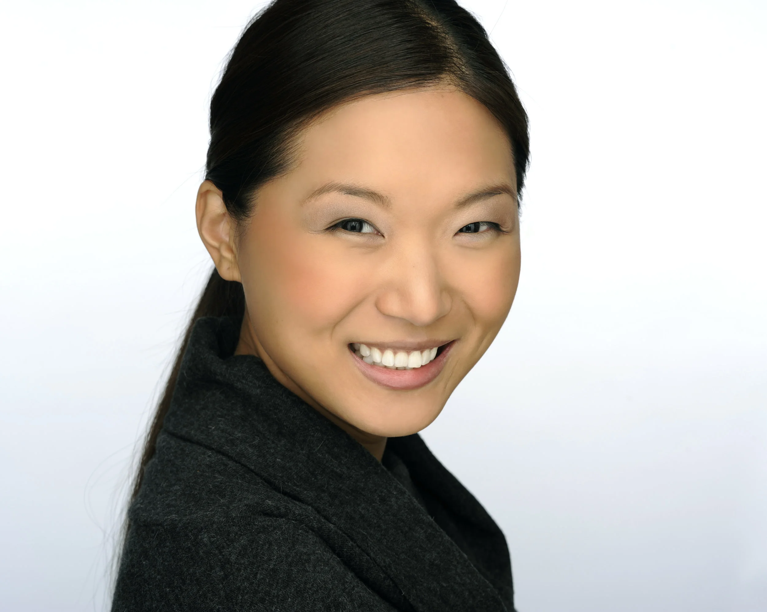 KYOSIN KANG Kyosin Kang (Olexander) graduated from the Theatre Lab's Honors Conservatory program in DC in 2010. Ever since, she's been acting in the DC area.