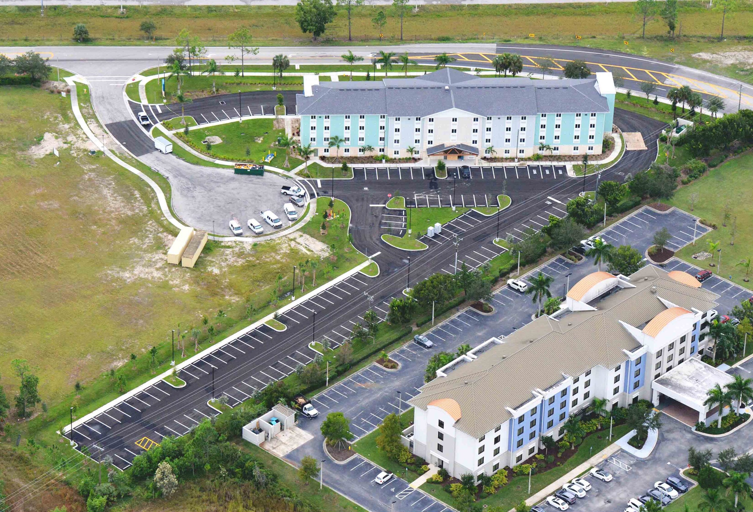 Woodspring-Suites-Naples-JAXI-Builders-10-e1547571497349.jpg