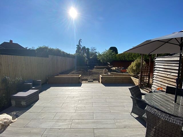 Current garden project coming to an end Italian Porcelain Plank Paving, New Feather Edge Fencing, Raised Flower Beds and full LED Lighting System. Lawn still to be laid next week. #patio #porcelainpatio #porcelaintile #porcelaintiles #porcelainplanks