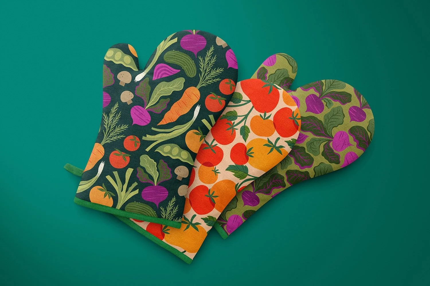 Oven Mitt Mockup Set 2 by Creatsy® (1).jpg