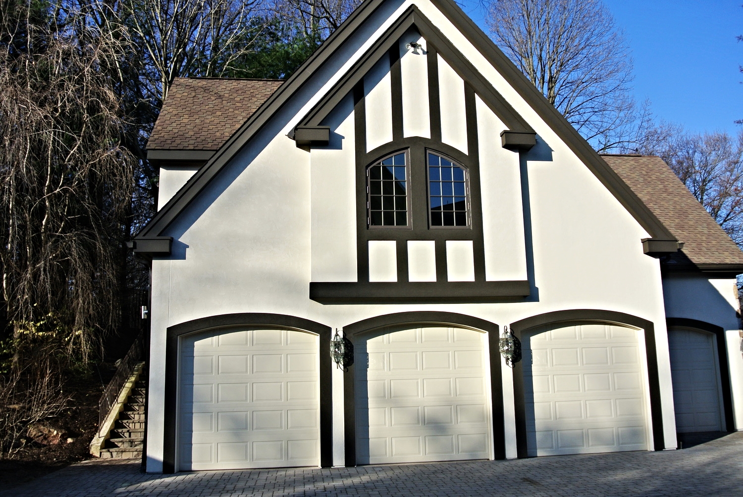  new garage stucco and window 
