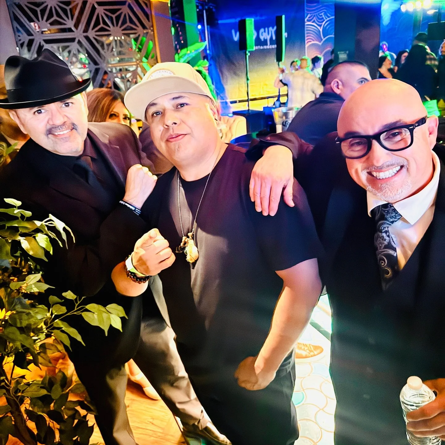 @throwback831 Posted up at the @lisette_melendez show with some real Bay Area party rockers @djjamminj_ndamixx &amp; @fmoralesdj - #dj #djs #djlife - Catch me live on @radiobilingue 90. 9 FM every Thursday @ 8pm - 10p - playing all the dopest jams fr