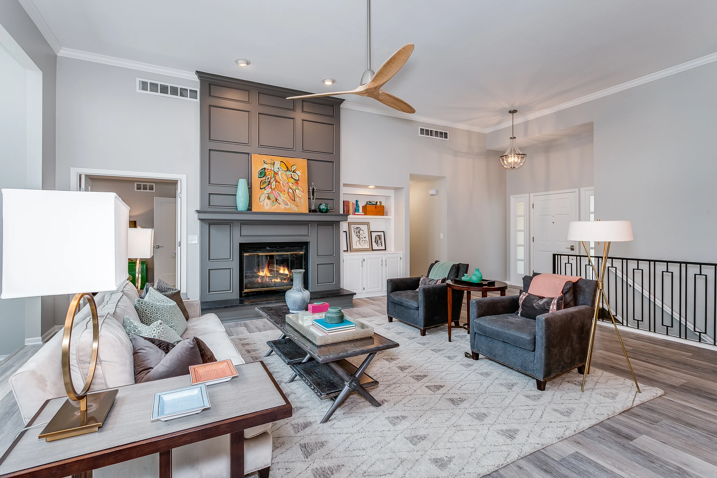 2510 N Greenleaf-4.jpg