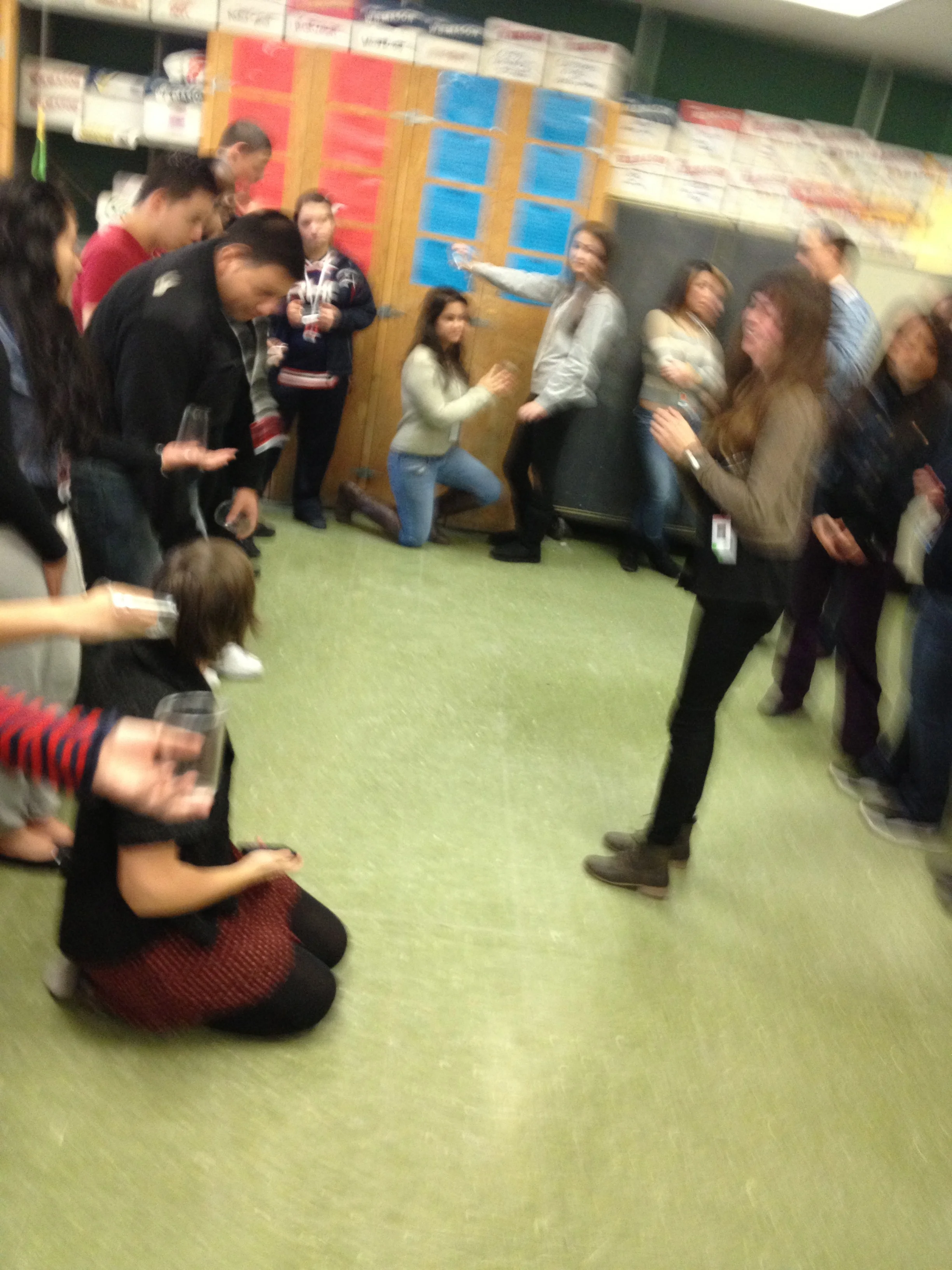 Learning about sculpture (and teamwork) through their bodies!