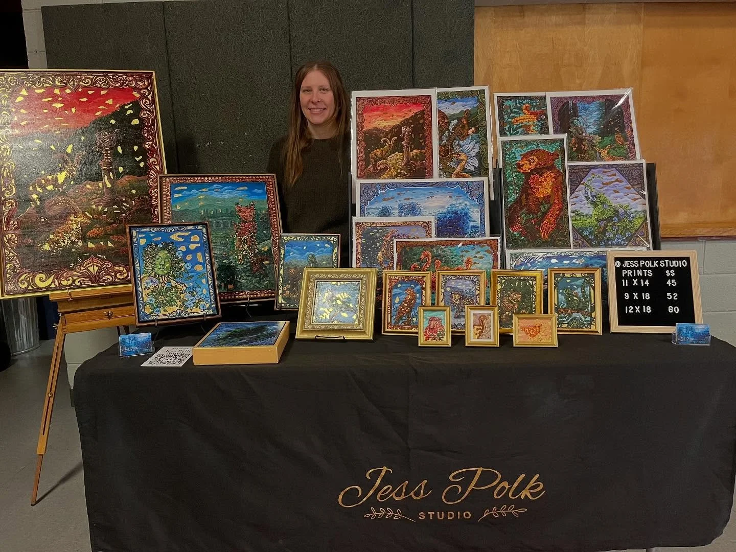 We are here at The Schuylkill Center for Environmental Education until 4 today! There is so much stellar artwork from all local artists today! Come and support your local artists and get some of that holiday shopping out of the way! 🎄🎁🎁🎁 @schuylk