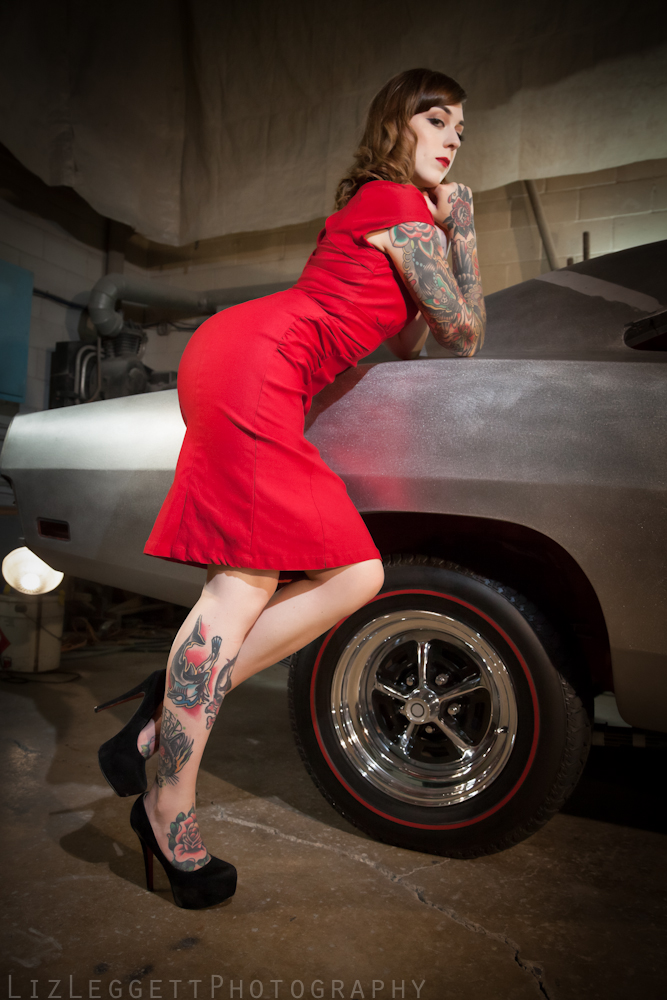 2015_Liz_Leggett_Photography_bare_metal_charger_WATERMARKED--4.jpg