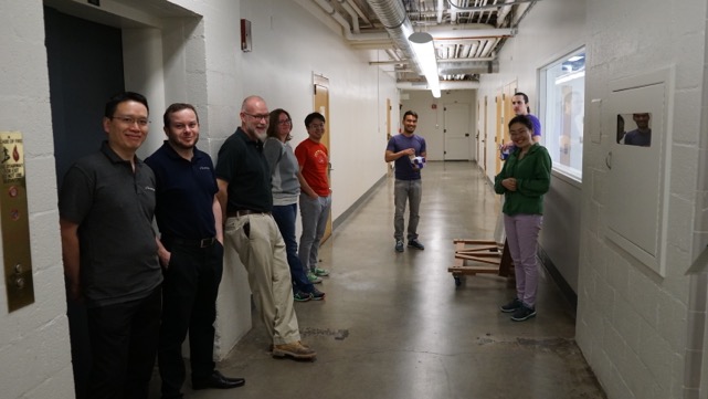  The team with an empty hallway (  9 am  , 20 March 2015) 