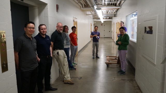 The team with an empty hallway ( 9 am , 20 March 2015)