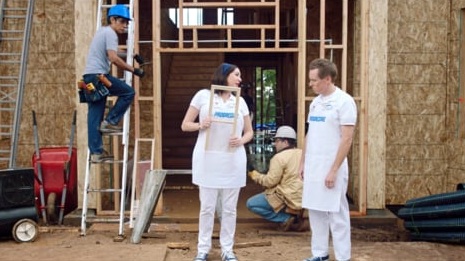 Progressive Insurance "Magic Apron" Station Film Dir: Brendan Gibbons
