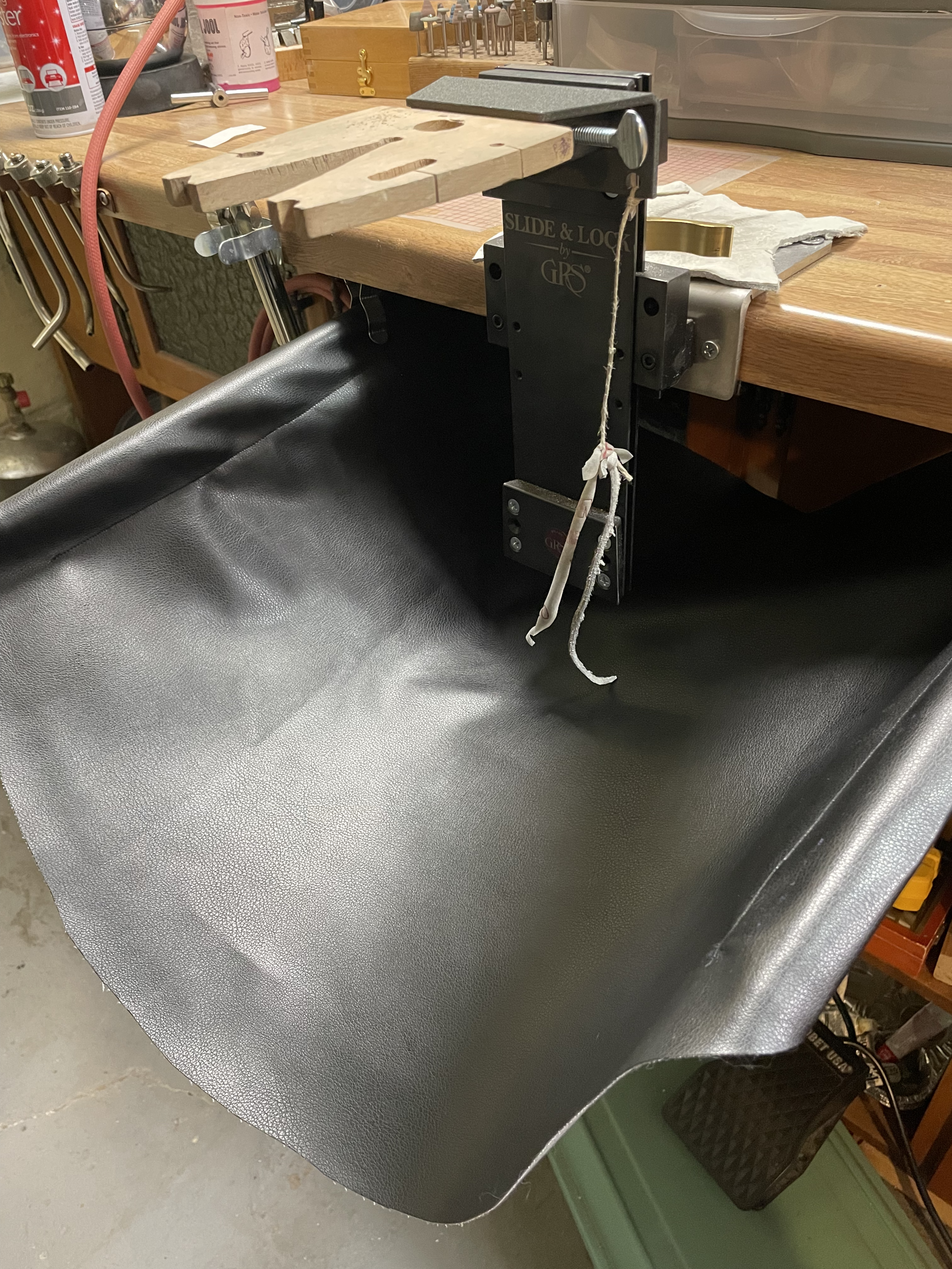 How to Make a Folding Bench Apron — Lithic Design