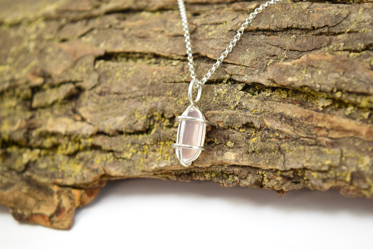 Pink Chalcedony Pill Bulkhead Light Necklace (2).png