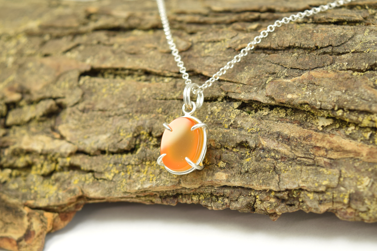 Carnelian Oval Bulkhead Light Necklace (7).png