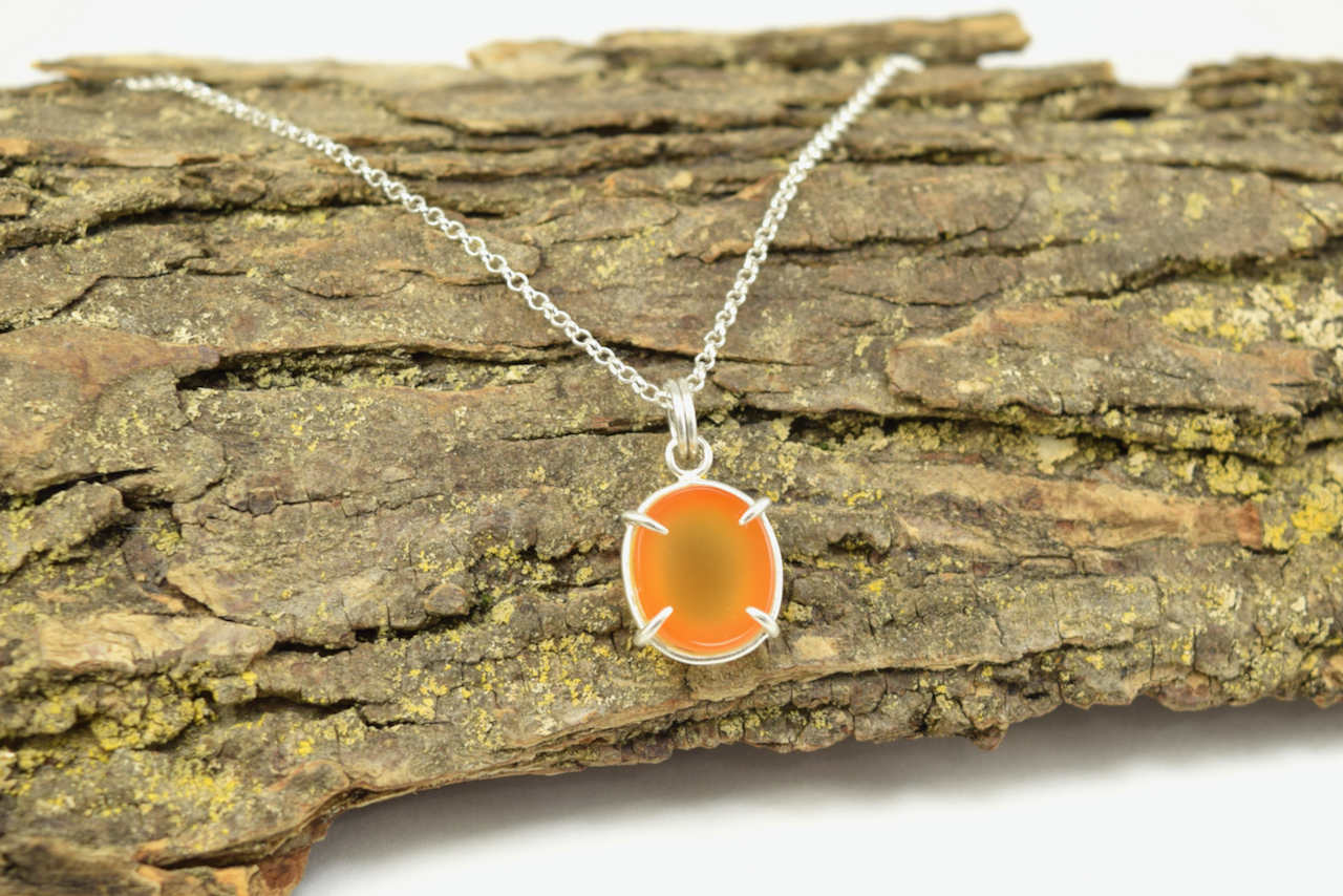Carnelian Oval Bulkhead Light Necklace (6).png