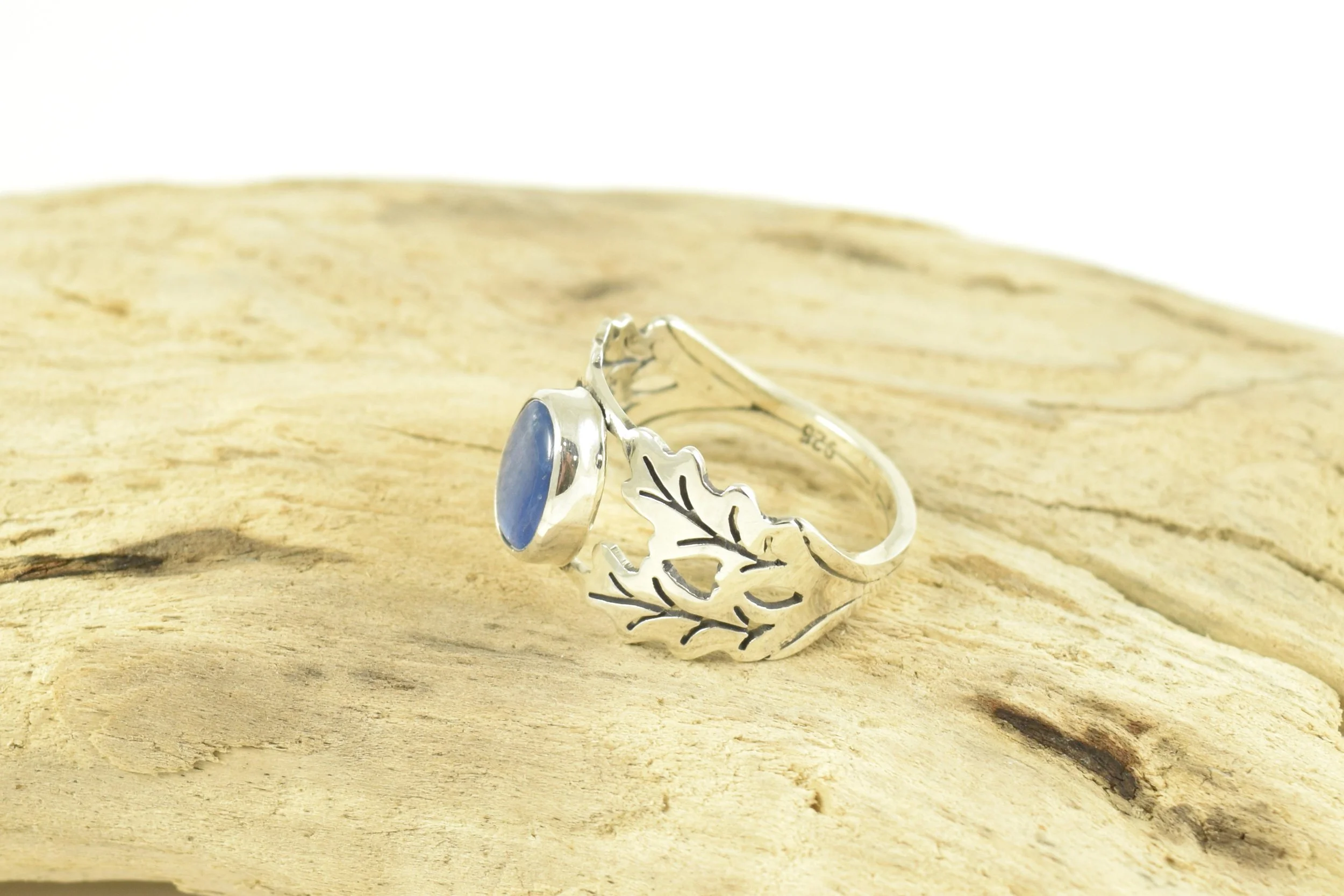 Kyanite Oak Leaf Ring (2).jpeg
