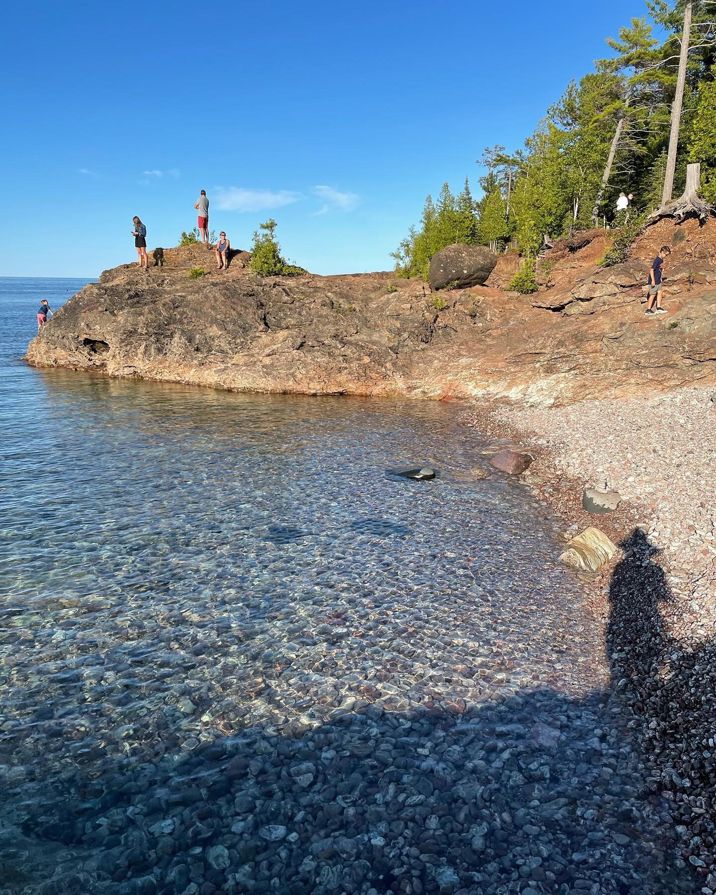 A few last glimpses of Lake Superior before we head inland and away from the Greats&hellip;for now.
Also: beard buddies, and Yooper Pride.
#adventuresinbliss #lakesuperior #greatlakes #laketour #lordfairybear #11weeks #marquettemichigan #blackrocks #