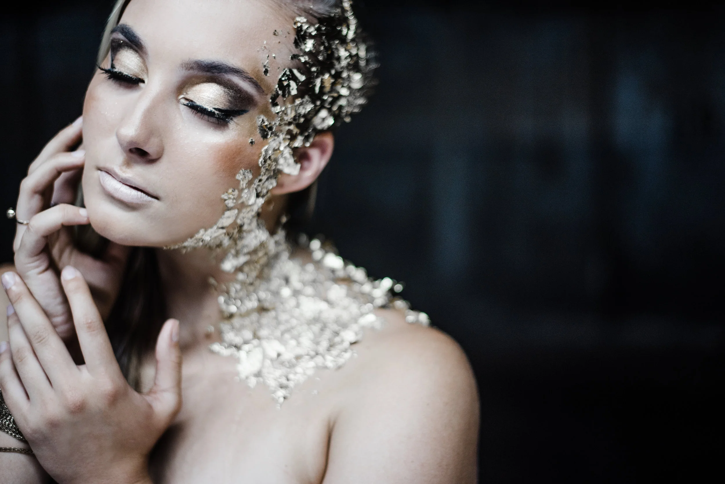 Model: Sarah Lewandowski / @sarahlewandowski_ // Makeup : Shannon Walsh / @stylebyshay_