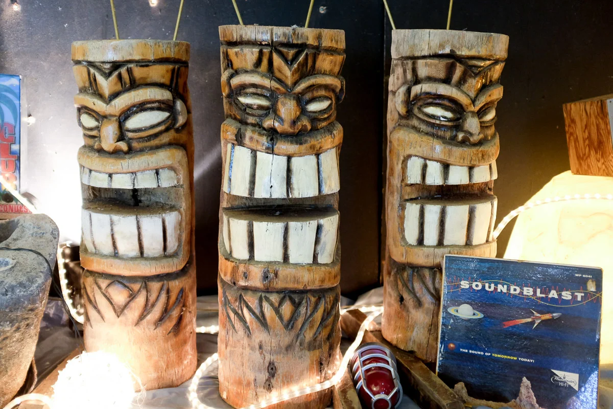 Tikis, Mirrorless Cameras, and Lightroom