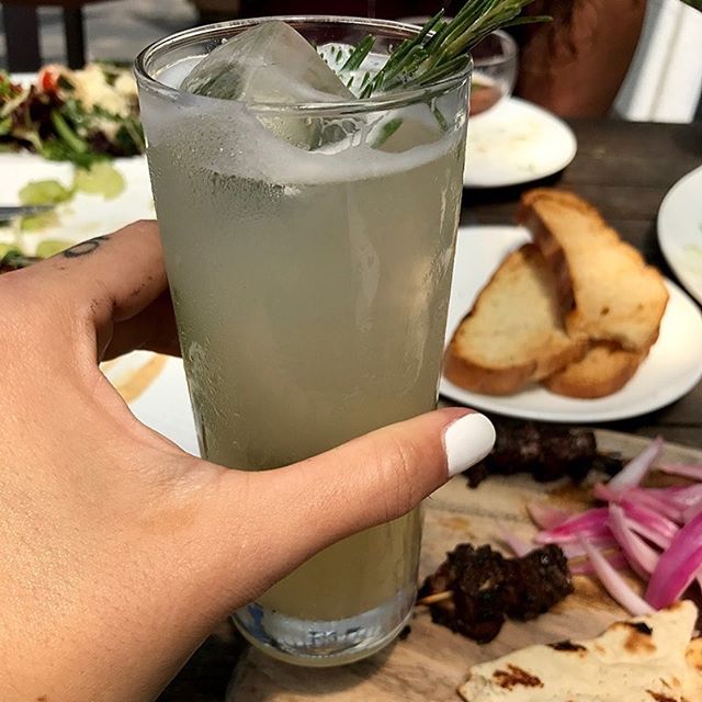 #Cheers to the #weekend &amp; all the delicious #food you will eat! 🍹