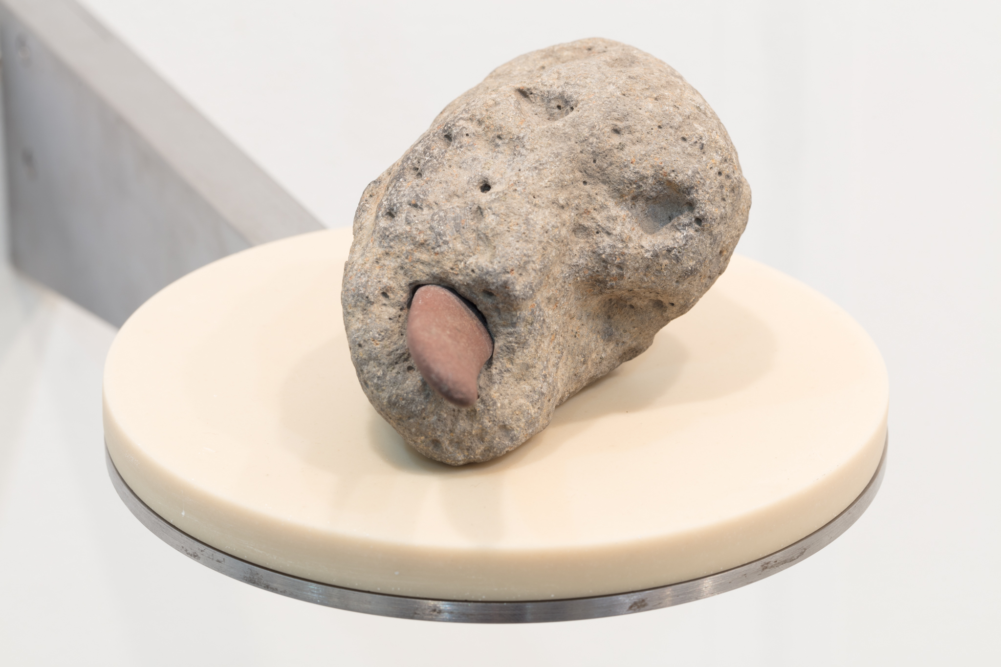Tezontle, Derrotado, 2018. Stone, nylamid, 18 x 20 x 20 cm. (7.1 x 7.9 x 7.9 in.)