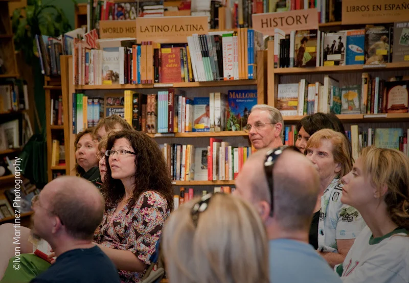 Pam_Slim_Changing_Hands_Bookstore_0609-36.jpg