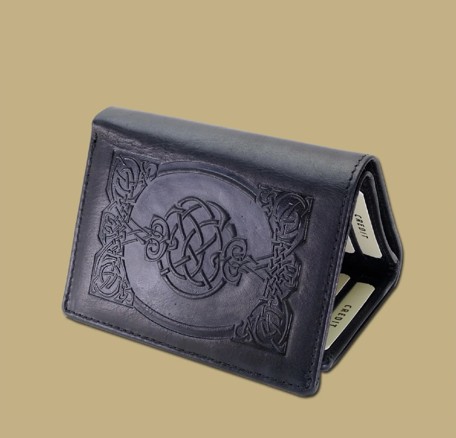 D172C4DD-8843-481E-916F-1C97229EF9DF