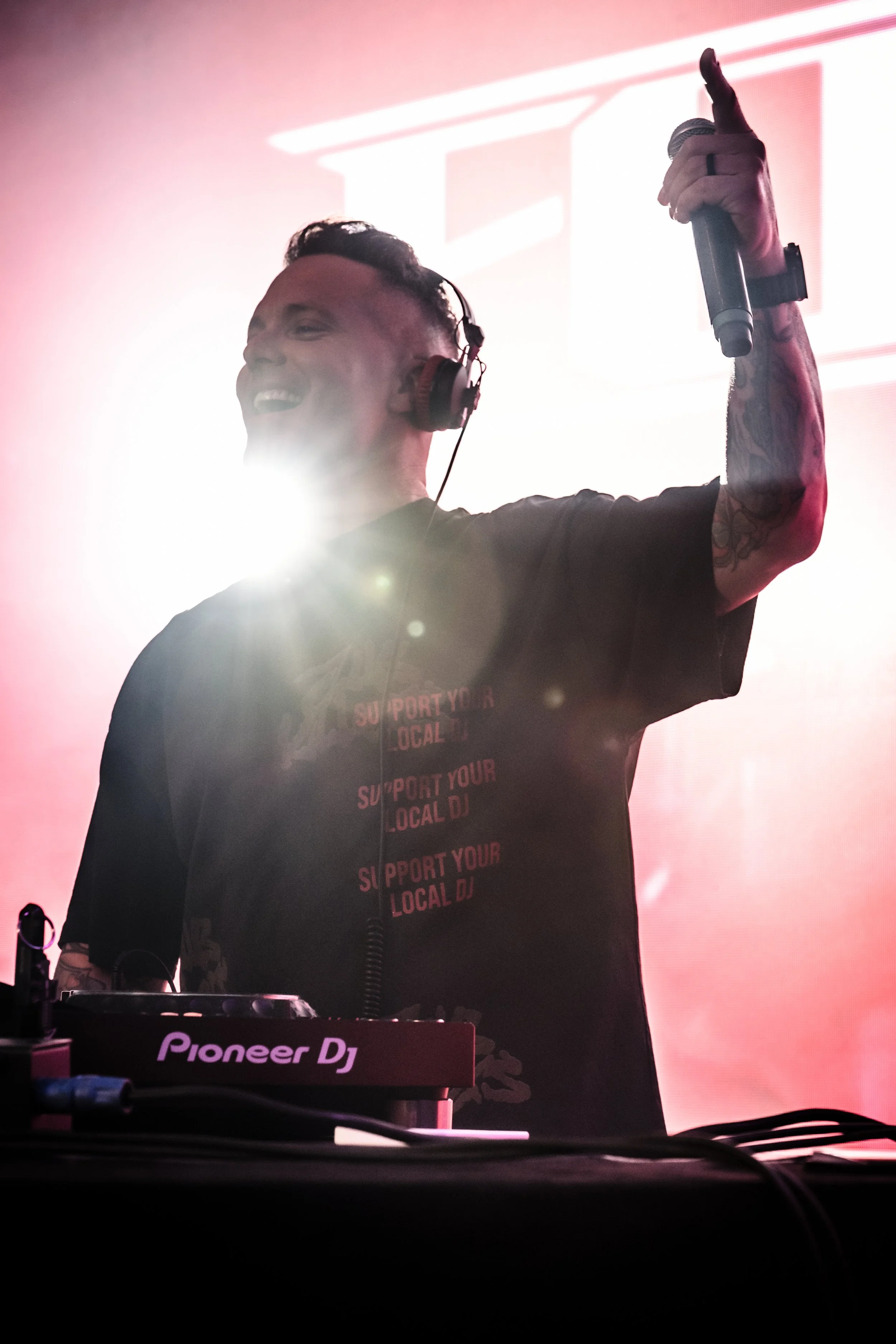 DJ Eric Forbes_Fremont St Las Vegas (16 of 24).jpg