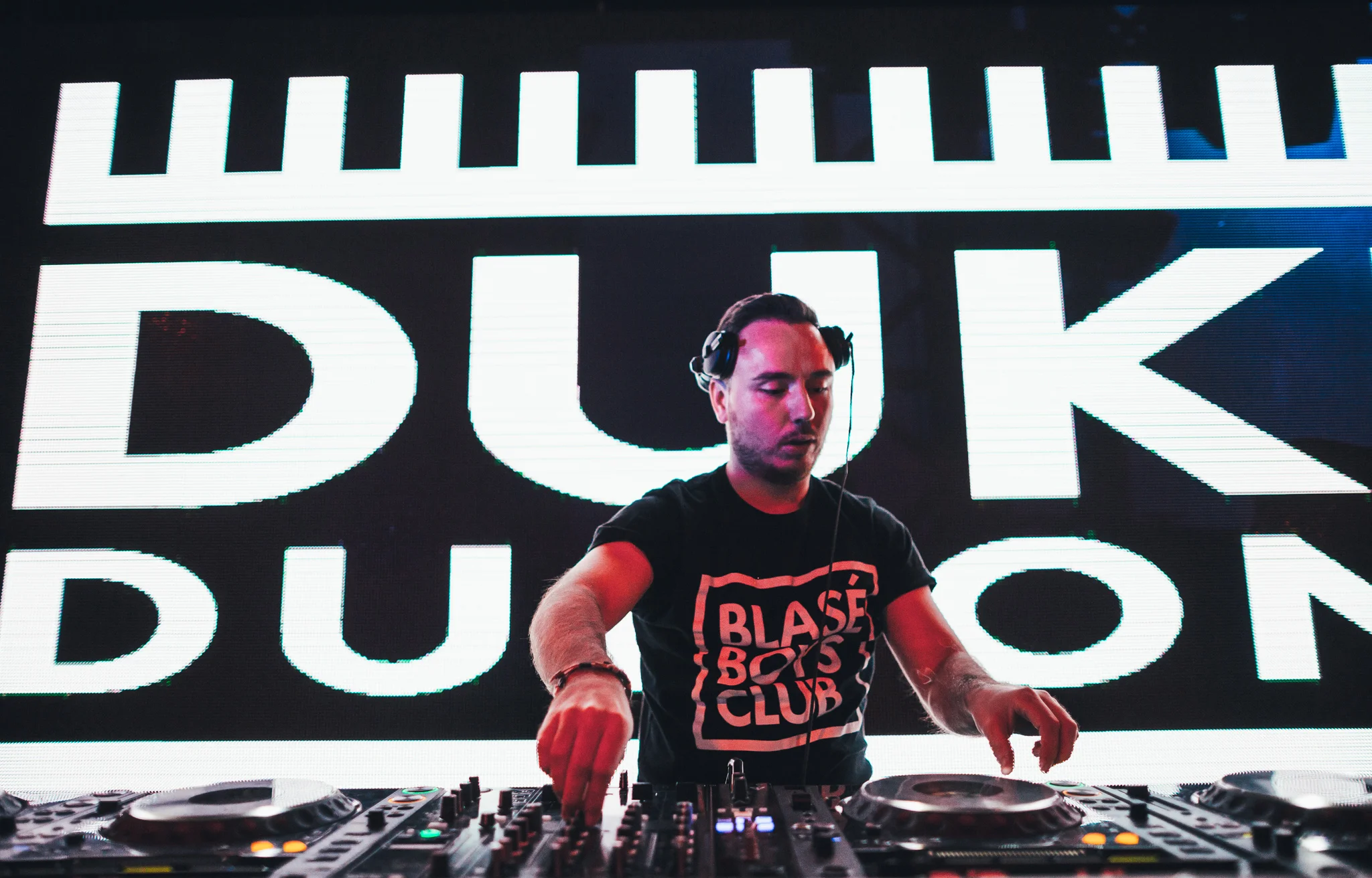 dukee.jpg